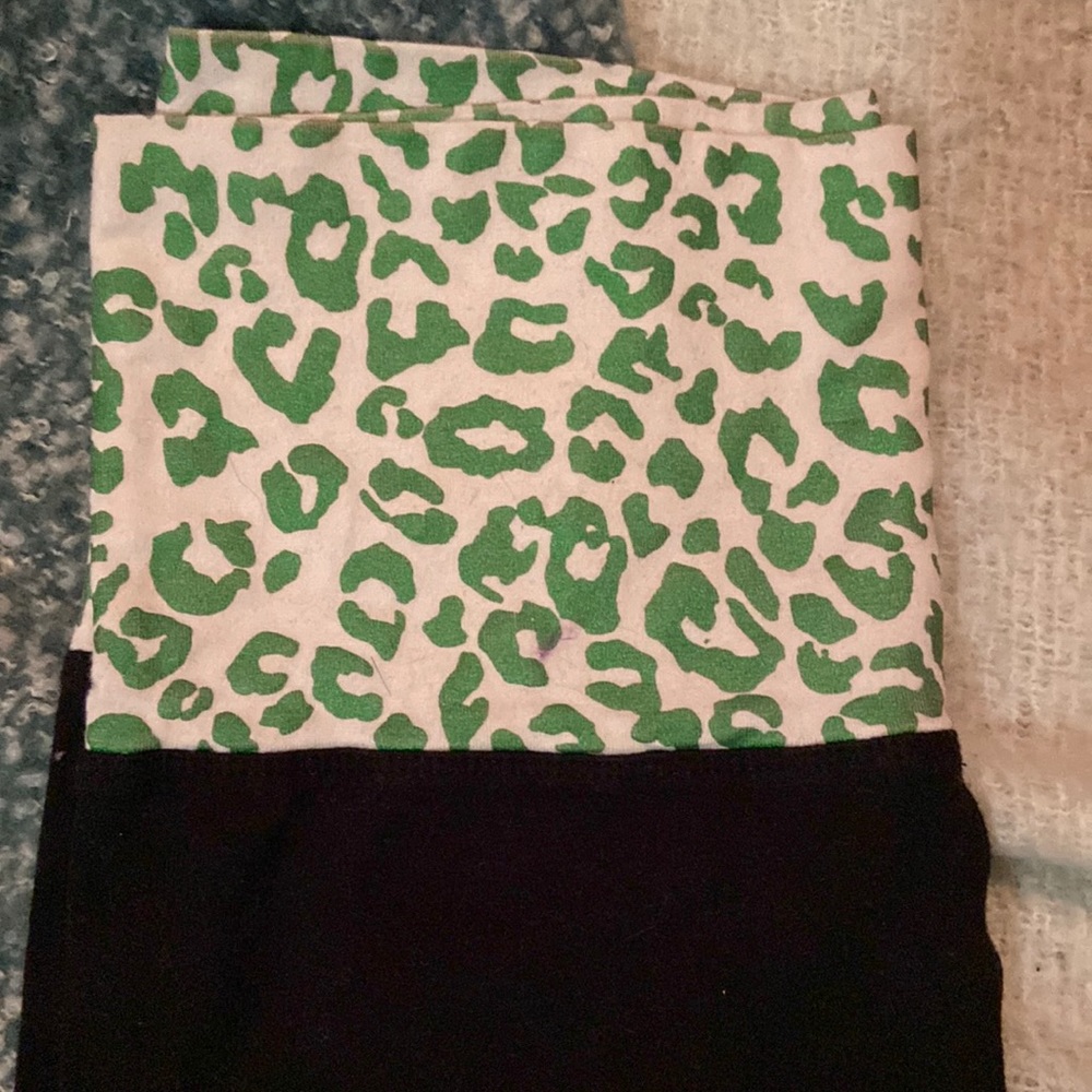 5/$20 Rue21 yoga shorts
